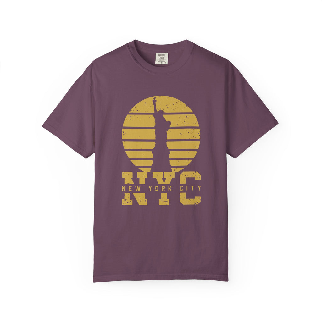 NYC Sunset Graphic T-Shirt - Berry / S